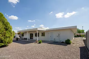 9213 W Briarwood Cir N, Sun City, AZ 85351 - Photo 18