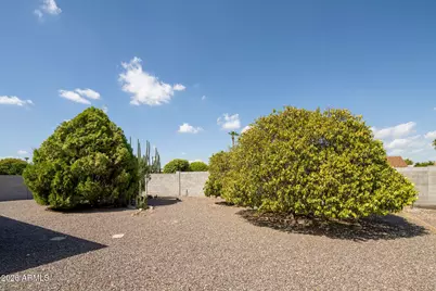 9213 W Briarwood Circle N, Sun City, AZ 85351 - Photo 22