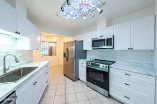 10237 W Campana Dr, Sun City, AZ 85351 - Photo 6