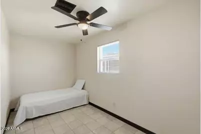 5147 W Earll Drive, Phoenix, AZ 85031 - Photo 12
