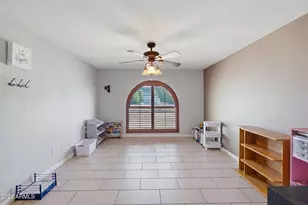 7330 W Angela Dr, Glendale, AZ 85308 - Photo 14