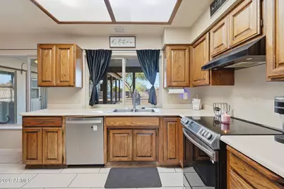 7330 W Angela Drive, Glendale, AZ 85308 - Photo 6