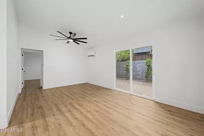 2044 S Forest Avenue, Tempe, AZ 85282 - Photo 22