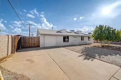 5509 W Avalon Drive, Phoenix, AZ 85031 - Photo 2