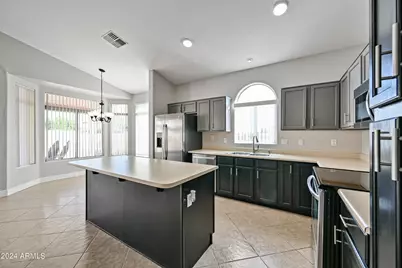 2463 N 138th Avenue, Goodyear, AZ 85395 - Photo 8
