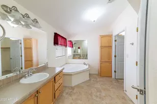 10037 E Twin Spurs Ln, Florence, AZ 85132 - Photo 16