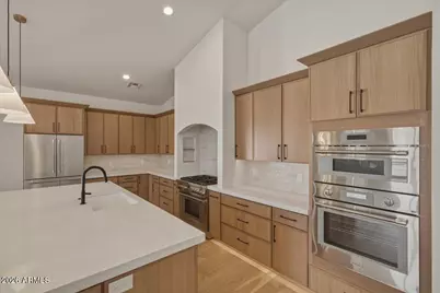 6050 E Hollyhock Street, Phoenix, AZ 85018 - Photo 14