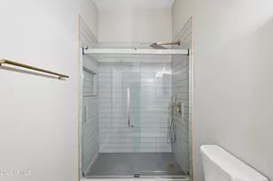 6116 N 12th Pl, Phoenix, AZ 85014 - Photo 12