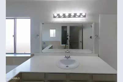 1628 E Saint Anne Avenue, Phoenix, AZ 85042 - Photo 10