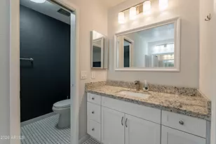 7640 E Minnezona Ave, Scottsdale, AZ 85251 - Photo 12