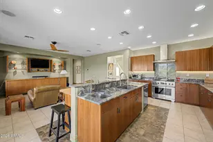 2430 W Coyote Creek Dr, Anthem, AZ 85086 - Photo 10