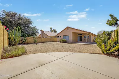18619 N 40th Place, Phoenix, AZ 85050 - Photo 22