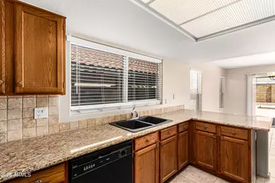 1334 E Helena Drive, Phoenix, AZ 85022 - Photo 10