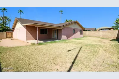 2551 E Diamond Circle, Mesa, AZ 85204 - Photo 12