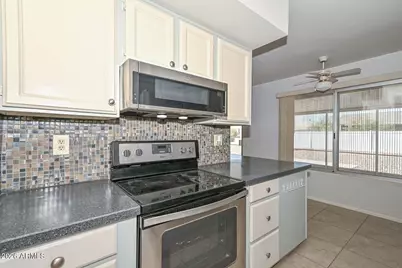 17406 N 130th Avenue, Sun City West, AZ 85375 - Photo 16