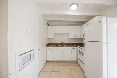 388 N Comanche Drive #Apt 15, Chandler, AZ 85224 - Photo 10