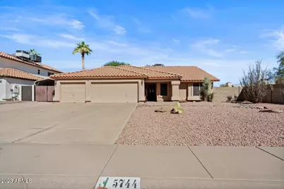 5744 E Estrid Avenue, Scottsdale, AZ 85254 - Photo 2