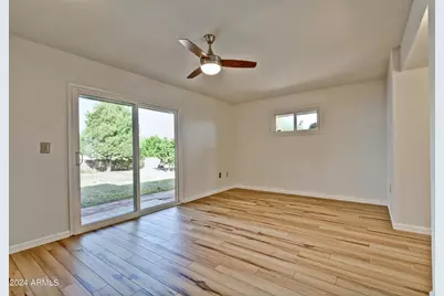 10933 W Tropicana Circle, Sun City, AZ 85351 - Photo 20