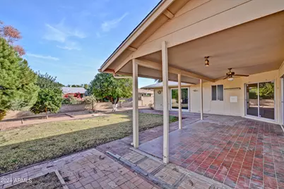 10933 W Tropicana Circle, Sun City, AZ 85351 - Photo 26