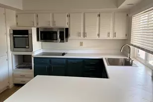 10933 W Tropicana Cir, Sun City, AZ 85351 - Photo 2