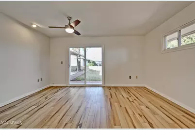 10933 W Tropicana Circle, Sun City, AZ 85351 - Photo 22