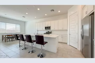 2041 W Sierra Sunset Trail #2, Phoenix, AZ 85085 - Photo 10