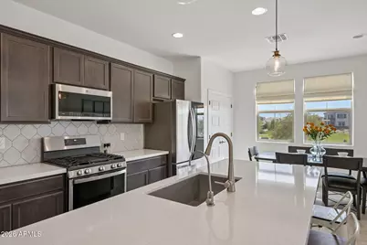 14221 W Hackamore Drive, Surprise, AZ 85387 - Photo 10