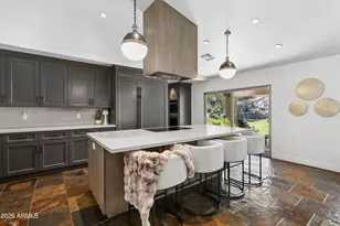 14018 N Coral Gables Dr, Phoenix, AZ 85023 - Photo 2
