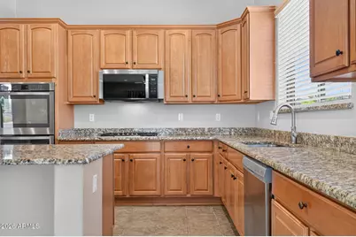 12740 W Figueroa Court, Sun City West, AZ 85375 - Photo 32