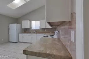 7127 W McRae Way, Glendale, AZ 85308 - Photo 6