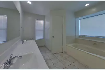 7127 W McRae Way, Glendale, AZ 85308 - Photo 10