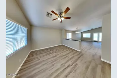 519 N Adelle --, Mesa, AZ 85207 - Photo 4