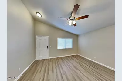 519 N Adelle --, Mesa, AZ 85207 - Photo 2