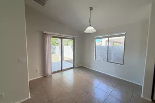 13925 W Mauna Loa Ln, Surprise, AZ 85379 - Photo 6