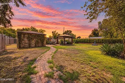 2216 W Augusta Avenue, Phoenix, AZ 85021 - Photo 38