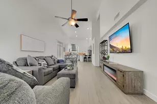 14576 N 90th Dr, Peoria, AZ 85381 - Photo 14