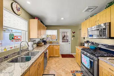 526 W Townley Avenue, Phoenix, AZ 85021 - Photo 10
