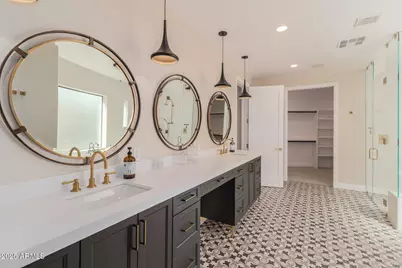 4601 N Royal View Drive, Phoenix, AZ 85018 - Photo 26
