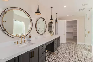 4601 N Royal View Dr, Phoenix, AZ 85018 - Photo 26