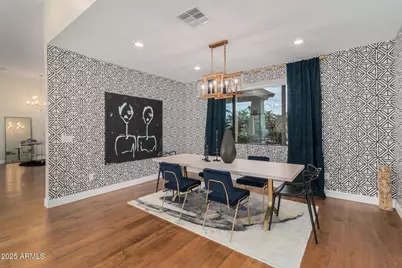 4601 N Royal View Drive, Phoenix, AZ 85018 - Photo 8