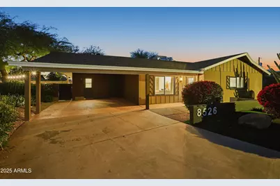 8526 E Whitton Avenue, Scottsdale, AZ 85251 - Photo 10