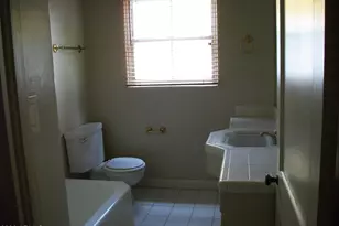 550 W Cambridge Ave, Phoenix, AZ 85003 - Photo 18