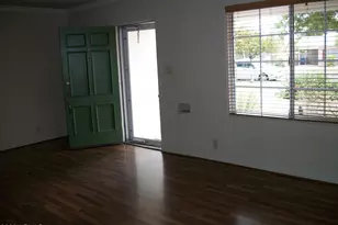 550 W Cambridge Ave, Phoenix, AZ 85003 - Photo 8