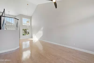 9034 W Port Royale Lane, Peoria, AZ 85381 - Photo 14