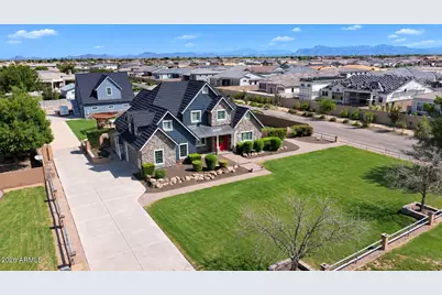 17944 E Avenida Del Valle Drive, Gilbert, AZ 85298 - Photo 4