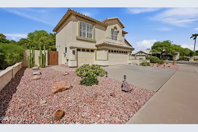 1054 E Golden Court, Chandler, AZ 85225 - Photo 2