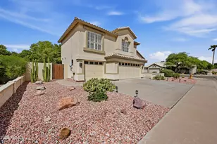 1054 E Golden Ct, Chandler, AZ 85225 - Photo 2