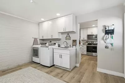6337 E Des Moines Street, Mesa, AZ 85205 - Photo 12