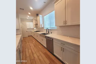 2009 W Trotter Trail, Phoenix, AZ 85085 - Photo 6