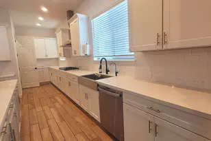 2009 W Trotter Trail, Phoenix, AZ 85085 - Photo 6